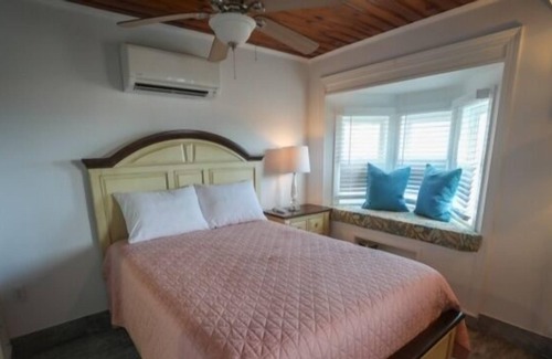Kure Beach House | Crystal Shores Unit 4 - Ocean Front Unit With Views Of The Sand Dunes And Ocean! Steps Away From Beach! Villa by Redawning
