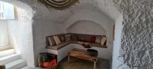 Villanueva de las Torres Apartment | Cuevas Los Coloraos - La Cuadra