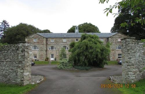 Culloden Apartment | Culloden Stables 4