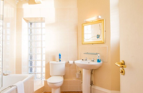 Haymarket Hotel | Cumberland Hotel