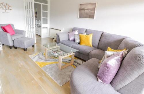 Largs Apartment | Cumbrae View