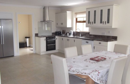 Adrigole House | Curragh Height's IS ONLY RENTED BUY THE YEAR AND ALSO FOR SALE.