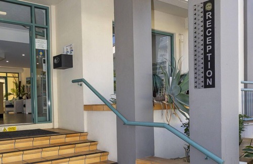 Palm Beach Apartment | Currumbin Sands Holiday Apartments