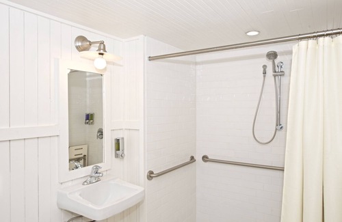 Yosemite Village Hotel | Curry Village
