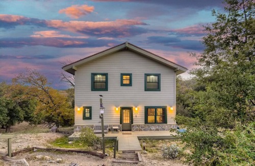 Julian Cabin | Custom Built by the Littlehale Family