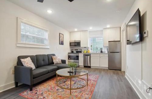 South 7th Ward Apartment | Cute 1bed 1bath walk to French Q and Bourbon St