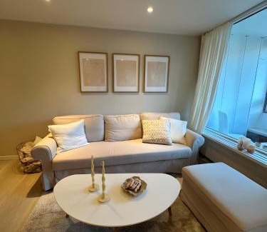 Laksevag Apartment | Cute apartment in high rise