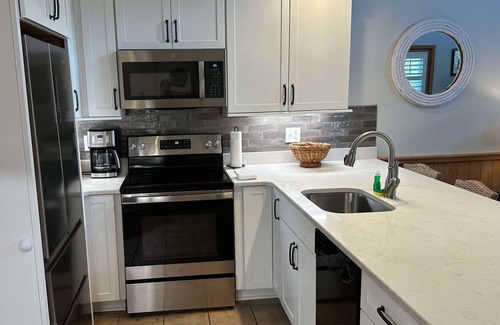 Ocracoke Villa | CV7: North Point -2nd floor 2BR villa with screened porch!