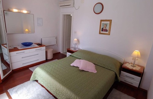 Bol Apartment | Cvita - 150 m From Pebble Beach - SA1