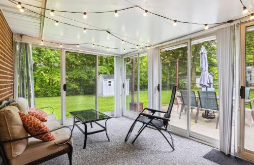 Northfield House | CVNP Winter Getaway - 5 mins to Boston Mills Ski
