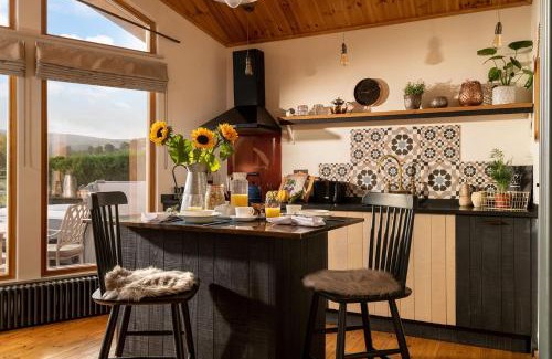 Llandrillo House | Cwtch-Log-Cabin
