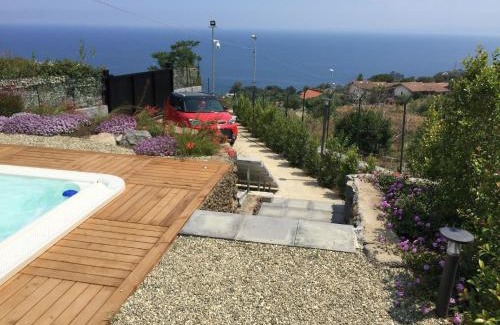 Vampolieri I House | Cyclops House