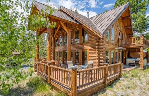 Sunriver House | Cypress Cabin Retreat - Meredith Lodging