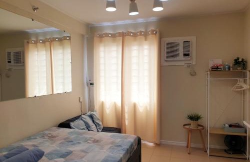 Dumaguete Apartment | CZ Cozy Studio Unit with Hi-speed WiFi Netflix