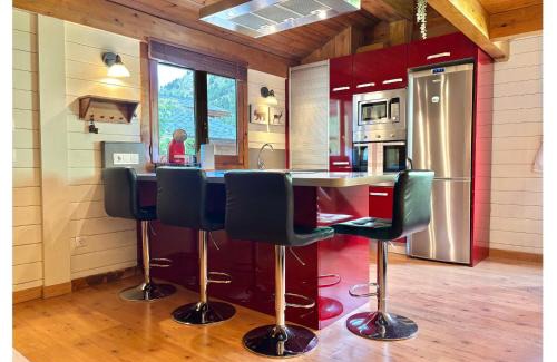 Soldeu Ski Chalet | Dúplex con Parking en el Corazón de Incles I AndBnB HUT17488