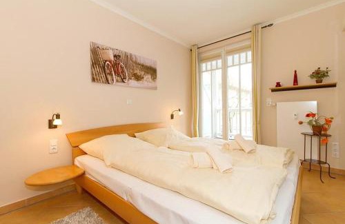 Ostseebad Kuhlungsborn Apartment | Dünenschloss Dünenschloss 2-10