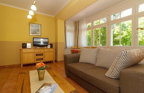 Ostseebad Kuhlungsborn Apartment | Dünenschloss Dünenschloss 1-16