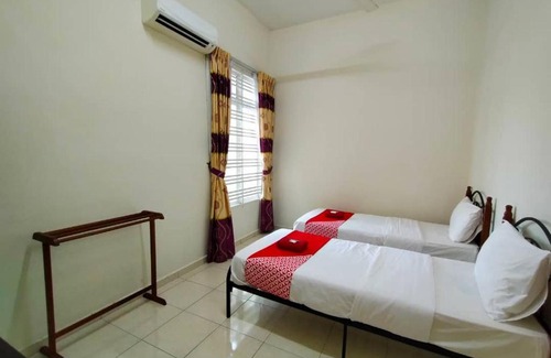 Tangkak Hotel | D' Anjung Inn