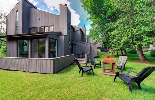 Beaupre Cottage | D-Chalet 208 - Chalet for 9 people near Mont-Sainte-Anne