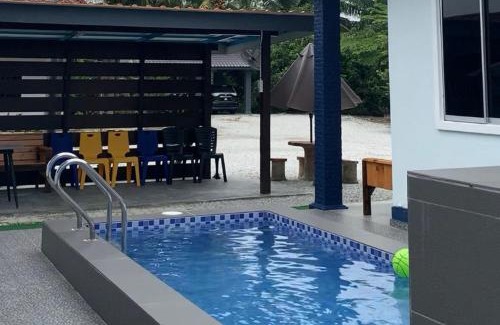 Sekinchan House | D' Lembah Pool Homestay Sekinchan