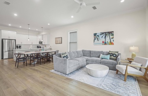 Gulf Shores Cottage | D Place to Be at Pelican Place -Brand New - Signature Properties