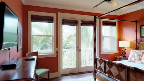 Poipu Villa | D210 Second Floor 3-bedroom Poolside Lanai