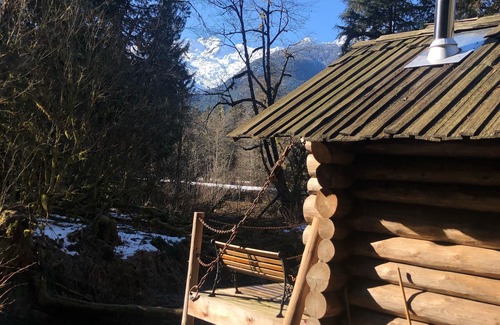 Upper Squamish House | Da cabane , incredible glacier view on private 5 acr.