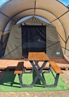 Witzenberg Cabin | Da Doer Padstal and Bar