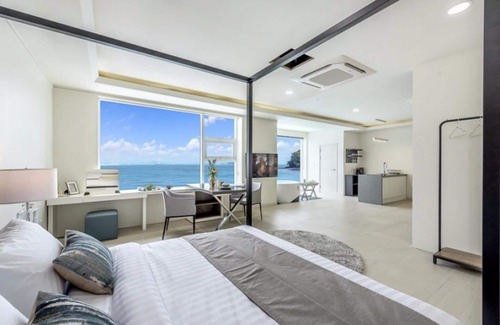 Suwon House | Daebudo Oblique198 Pool Villa Pension