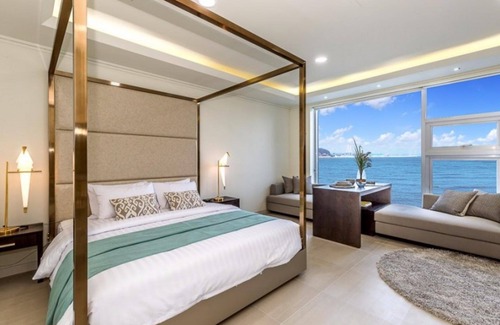 Suwon House | Daebudo Oblique198 Pool Villa Pension