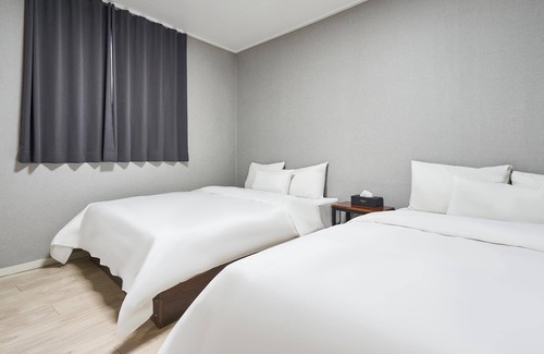 Ansan Hotel | Daebudo Winter Motel
