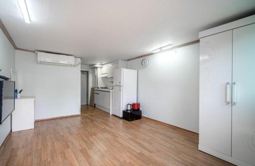 Kunip House | Daecheon Relax Pension