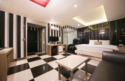 Gamsam-dong Hotel | Daegu Jukjeon B and B