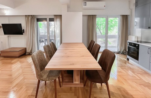 Neapoli Apartment | Dafni 2Bdrm apartment in Neapoli by ΜΡS