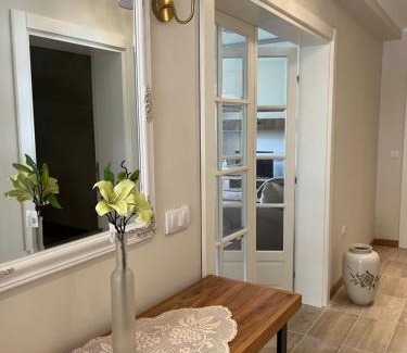 Uzice Apartment | Daisy
