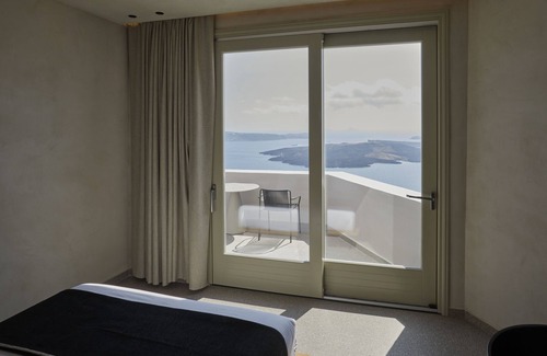 Firostefani House | Damigos Caldera World