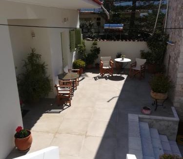 Leonidio Apartment | Danesi House