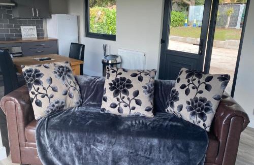 North Wheatley Apartment | Danielle’s den