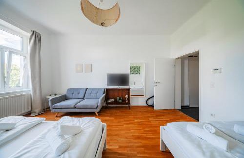Brigittenau Apartment | Danube Studio Living