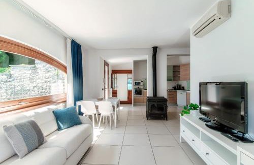 Brienno Apartment | Darsena Brienno by Quokka 360 - Access to lake
