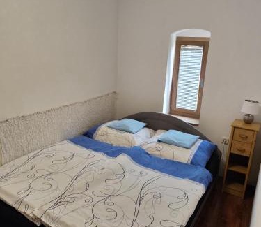 Kovacshida Apartment | Das Blaue Haus- A Kék Ház