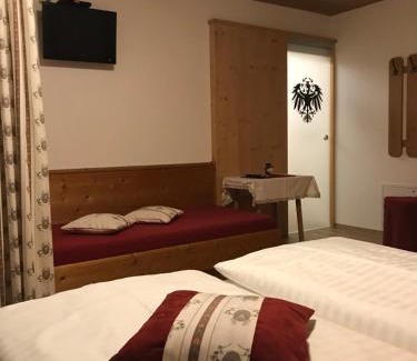 Zillertal Apartment | Das Enzian