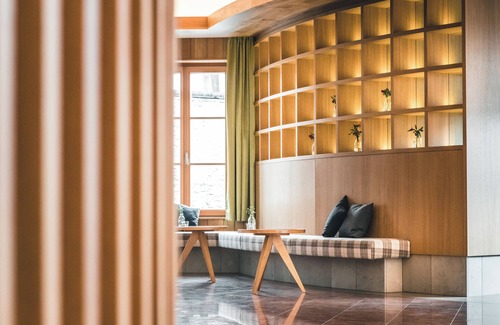 Sankt Salvator Hotel | Das Salvator - Iris Porsche Landhotel