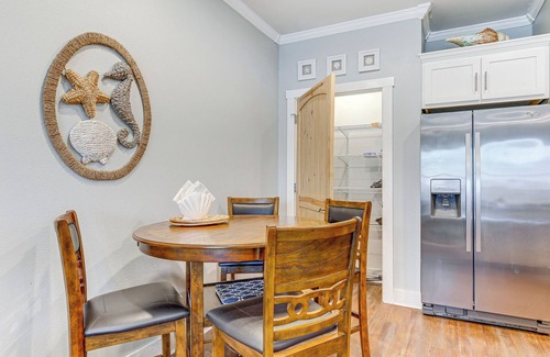 Dauphin Island House | Dauphin Island Escape Near Beach & Bike Path!