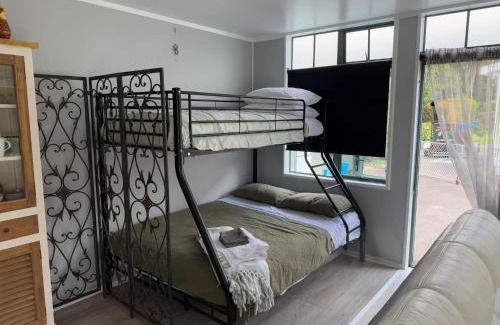 Athenree Apartment | DaVic