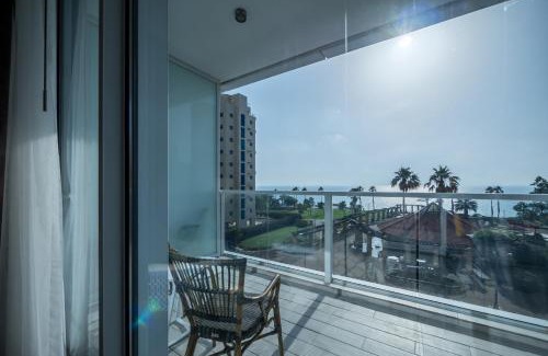 Netanya Hotel | David Tower Hotel Netanya by Prima Hotels - 16 years Plus