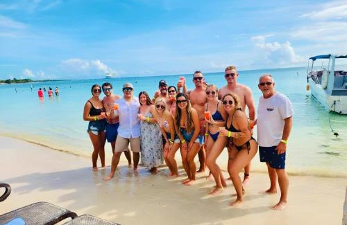 Mahahual Apartment | Day Pass Todo Incluido El Faro Beach Club & Restaurant Solo Experiencia no incluye alojamiento - 85 USD por persona