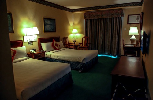 Silang Junction South Resort | Days Hotel Tagaytay