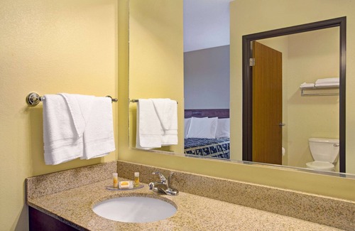 Perry Hotel | Days Inn by Wyndham Brigham City