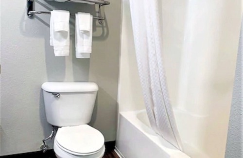 Bernalillo Hotel | Days Inn by Wyndham Bernalillo